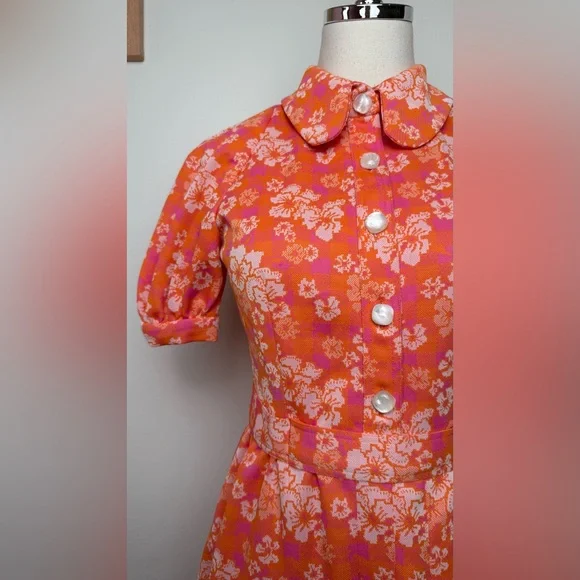 True Vintage 70s Orange Pink White Floral Puff Sleeve Collar Mini Dress Small
